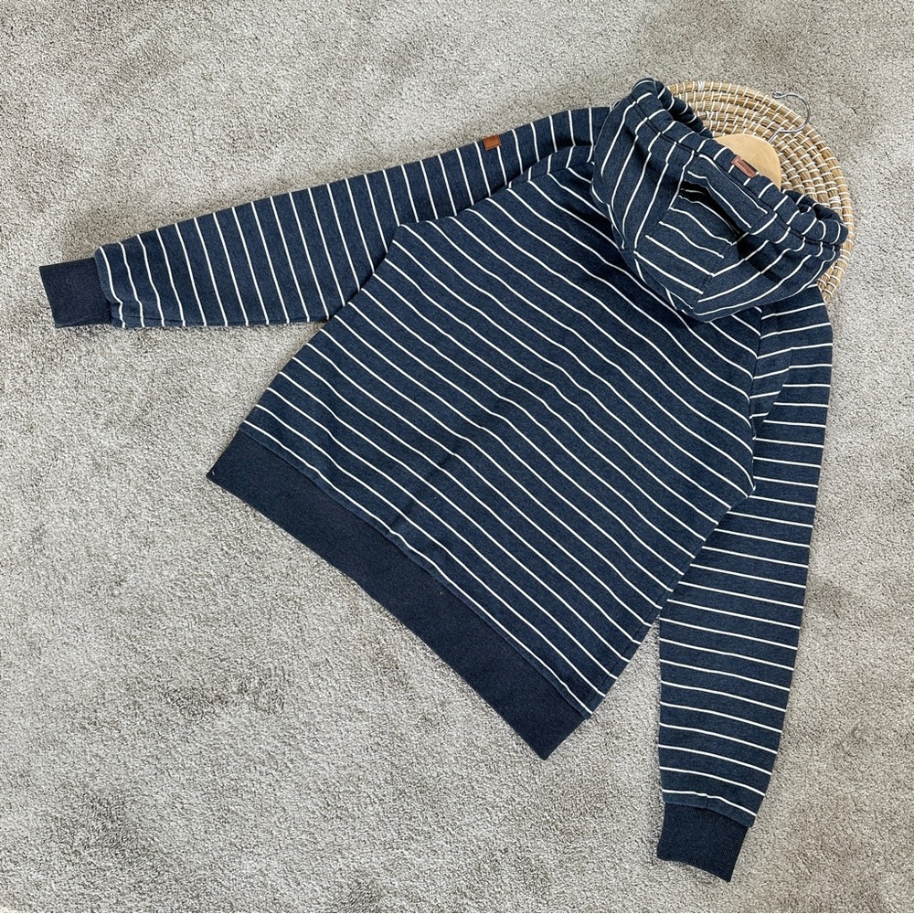 SOLD | Wanakome Women’s Hera Zip Up Sweatshirt Hooded Longsleeve in Navy Stripe - Picture 8 of 16